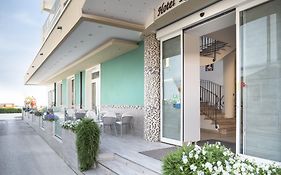 Hotel Riviera